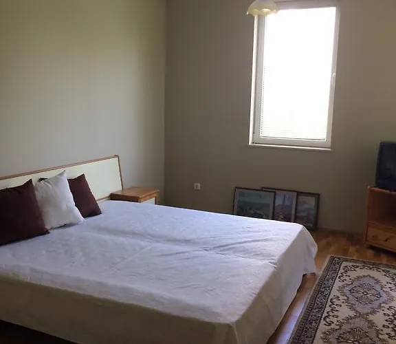 Under The Walnut Tree *