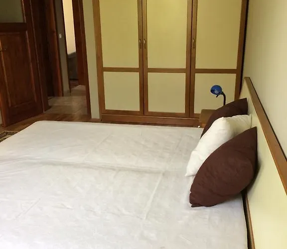 Under The Walnut Tree Apartment Varna