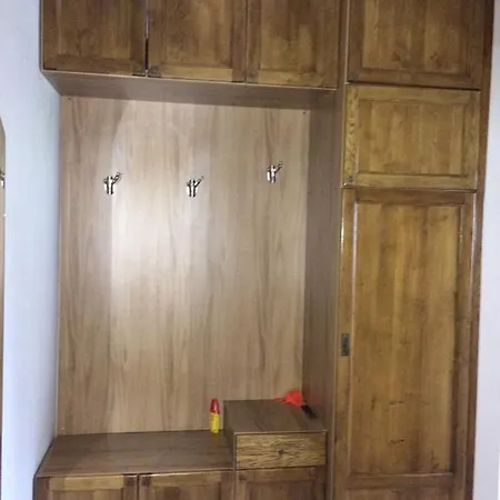 Апартаменты Under The Walnut Tree *