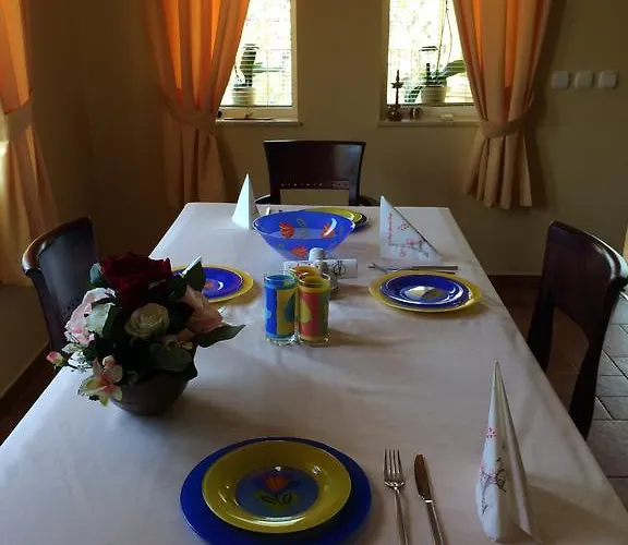 Apartment Under The Walnut Tree *