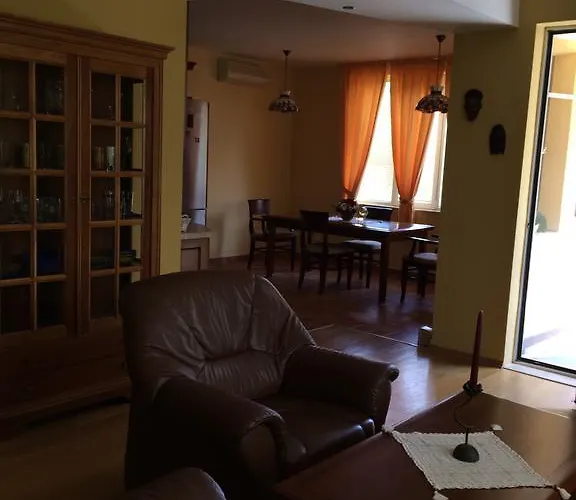 Under The Walnut Tree